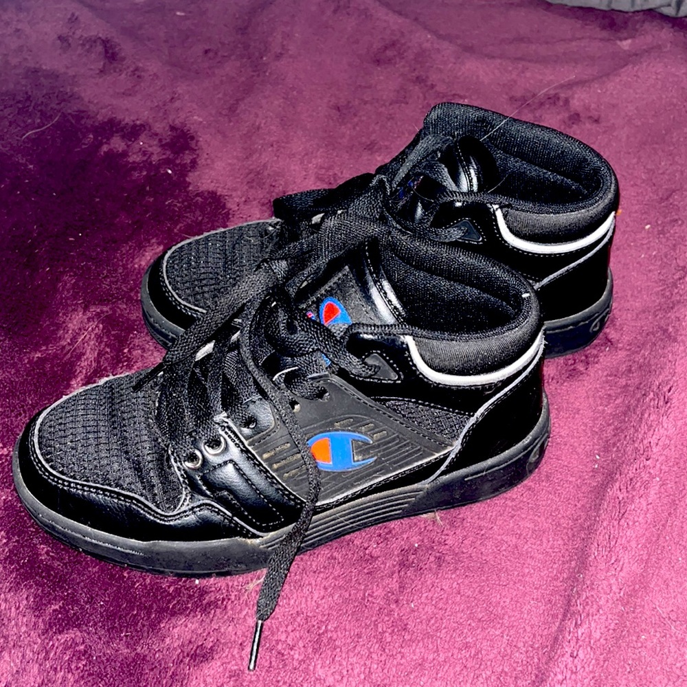 Kids shoes